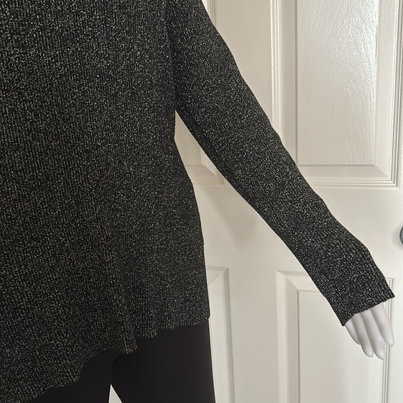 Ted Baker London high neck Black with shimmer long sleeve knit Sweater size 4 - Picture 3 of 10